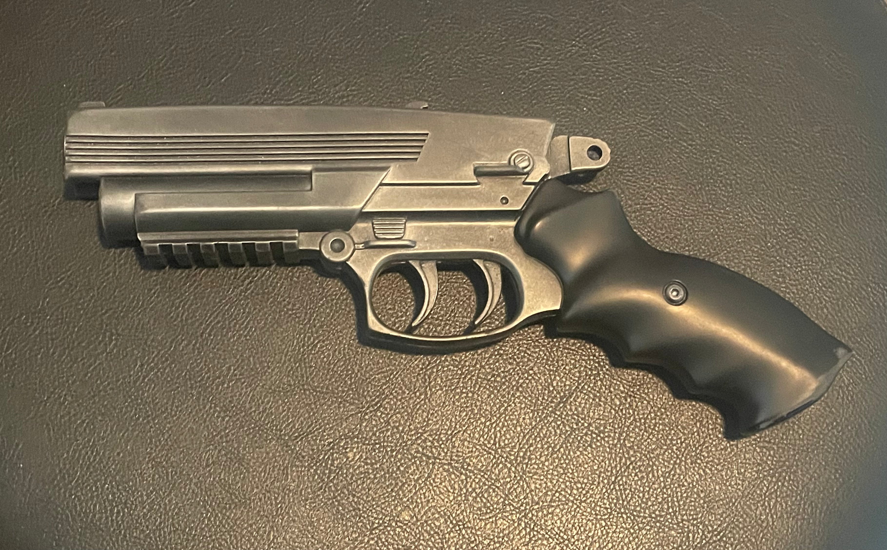 Men In Black 3 Resin Prop Blaster