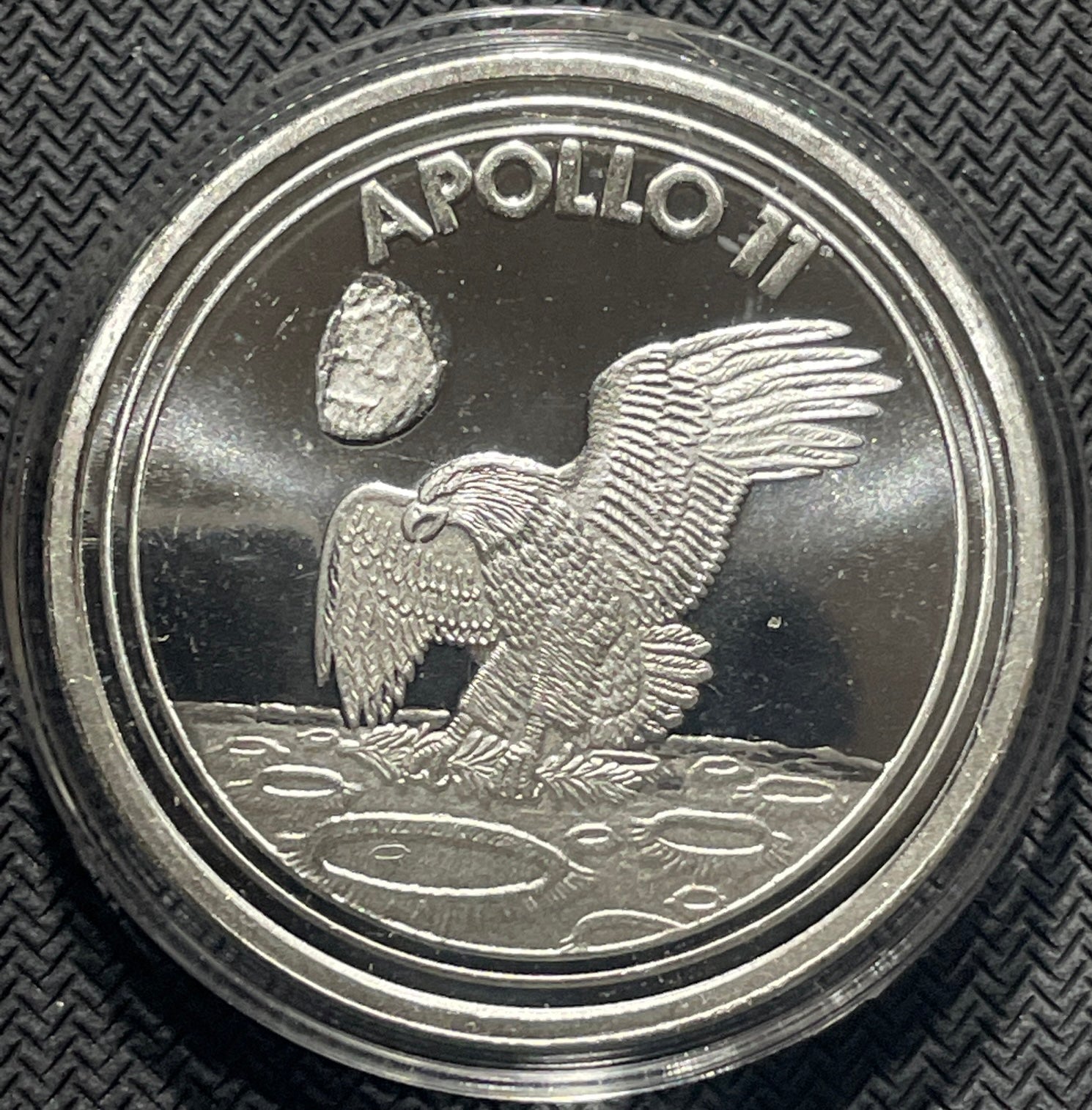 APOLLO 11 Moon Landing 50th Anniversary One Troy Ounce .999 Fine Silver Coin w/ free acrylic capsule